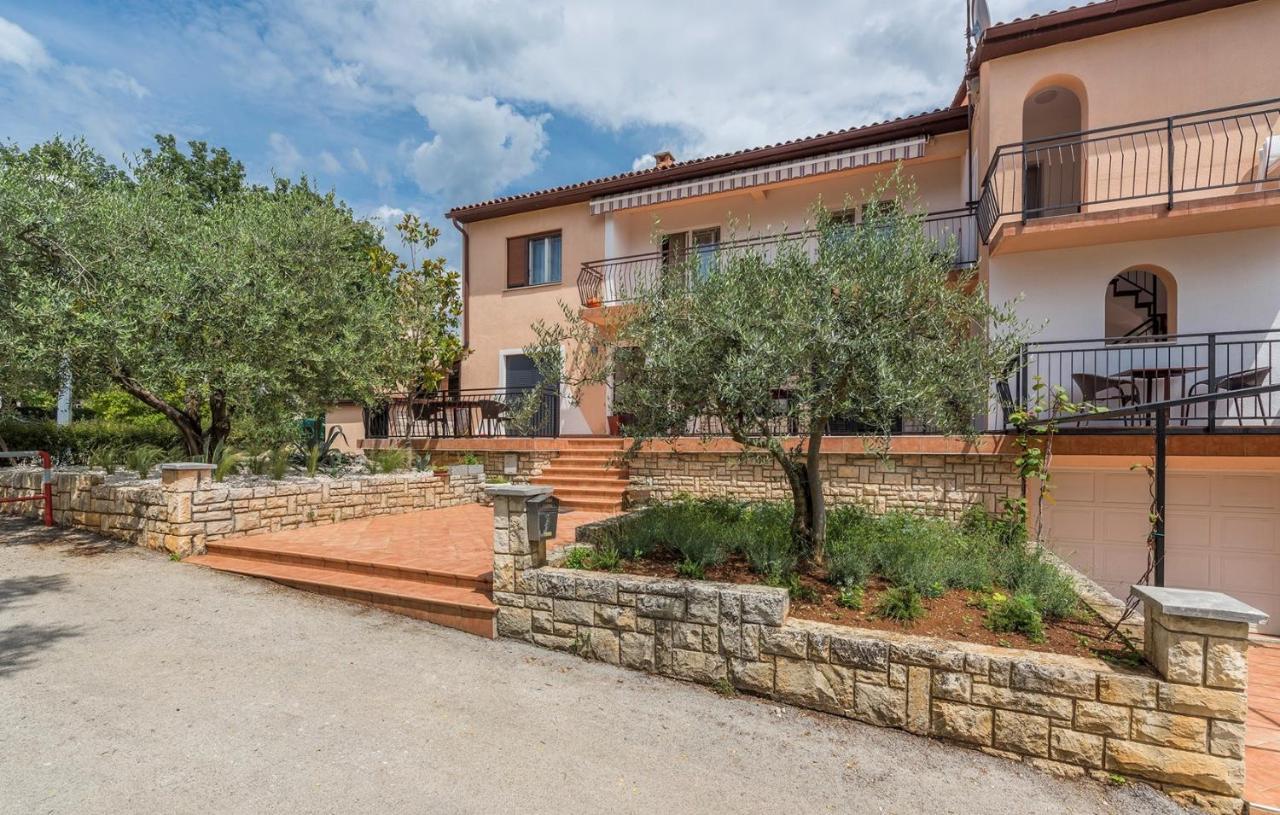 Apartments Zrnic Porec Bilik gambar