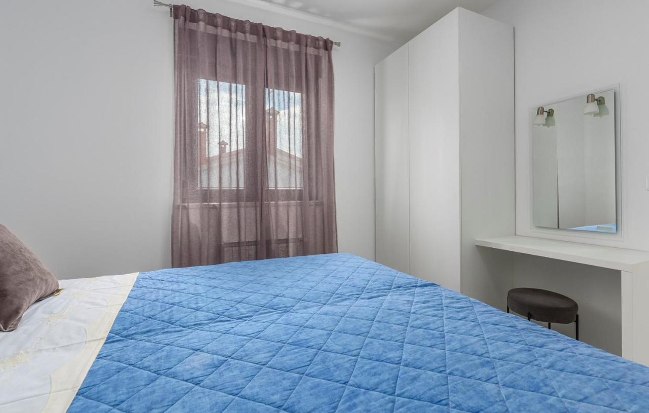 Apartments Zrnic Porec Bilik gambar